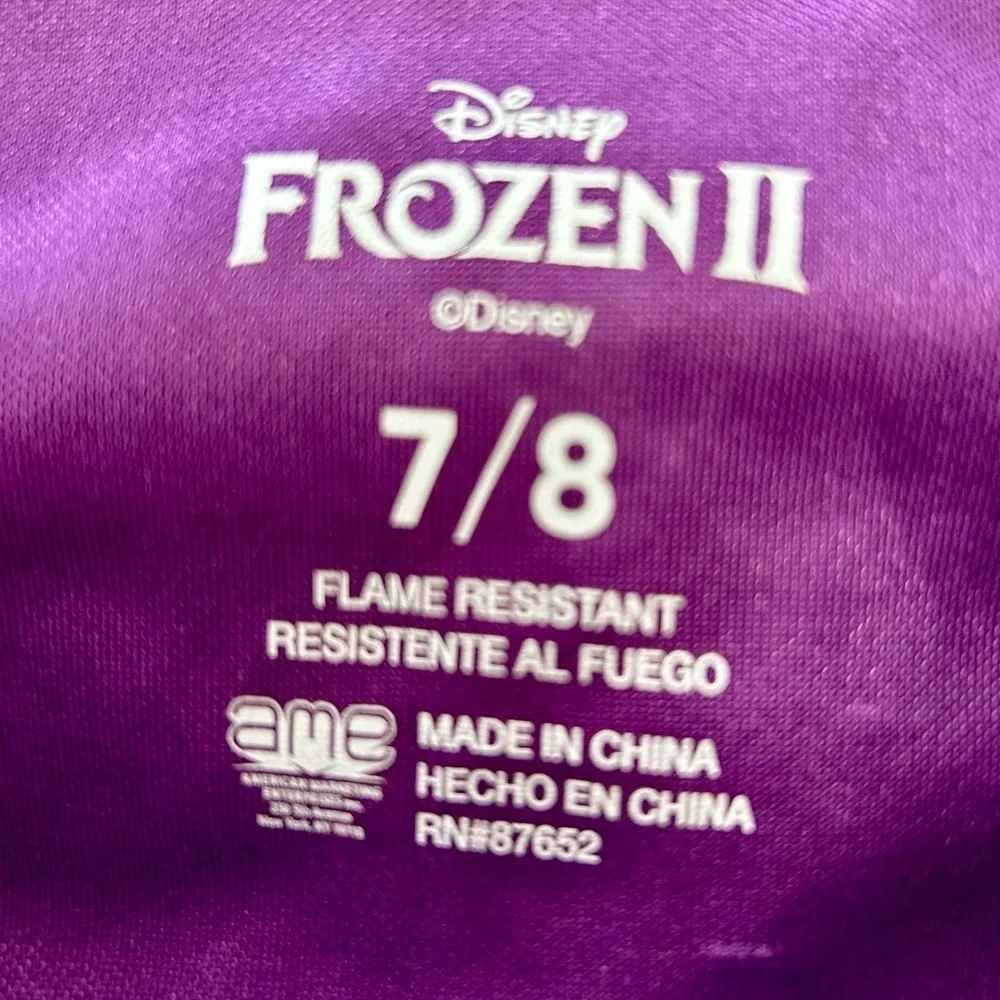 Costume/night gown girls size 7/8 Disney Frozen 2 Princess Anna purple pjs